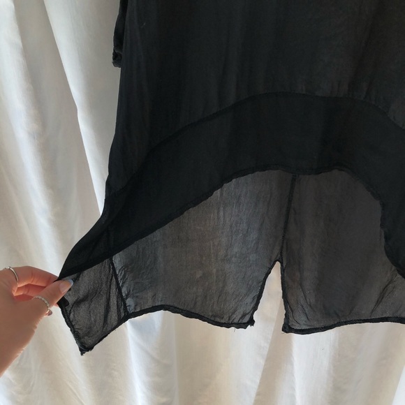 Tunics - Picture 6 of 6